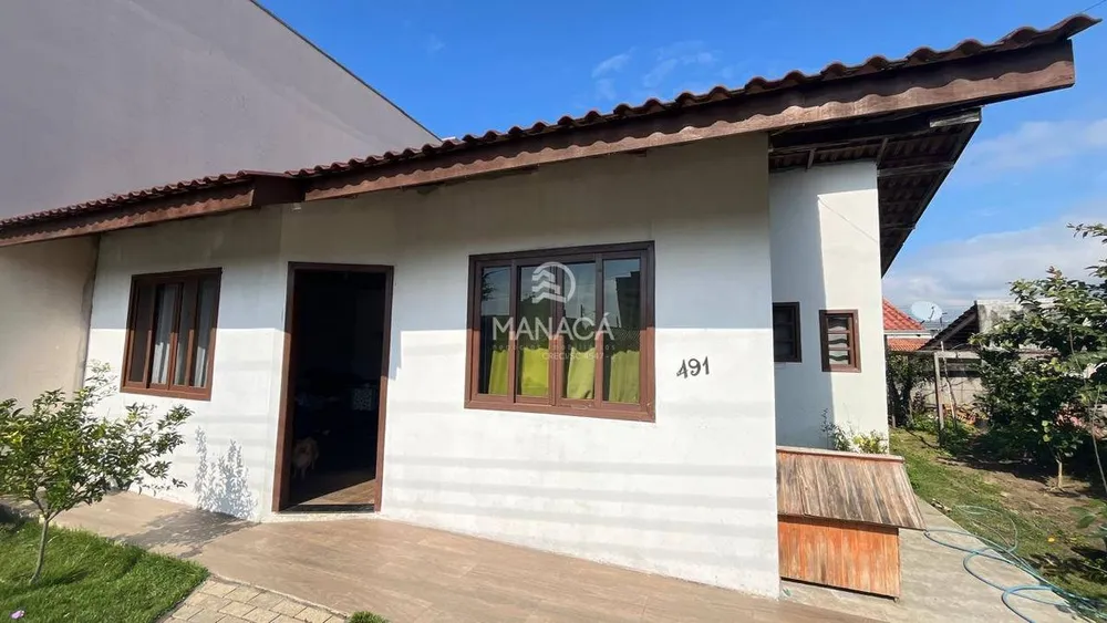 Casa, 2 quartos, 200 m² - Foto 1