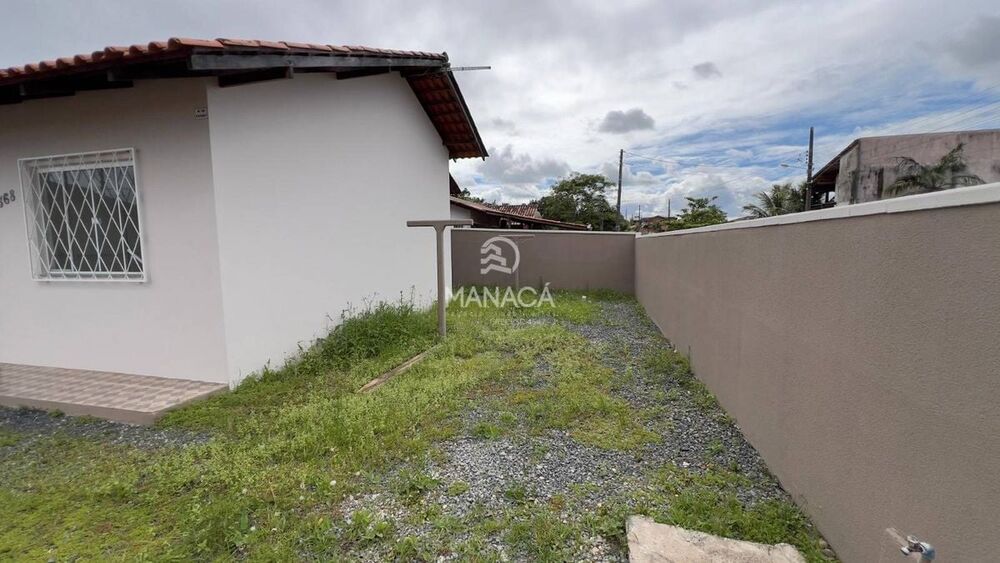 Casa à venda com 2 quartos, 49m² - Foto 4