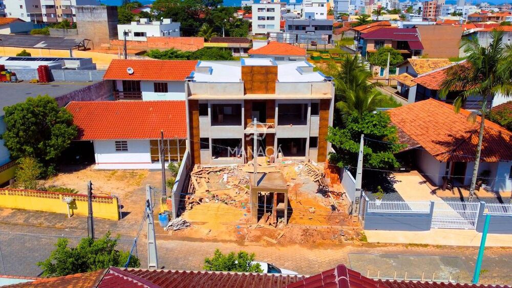 Apartamento à venda com 3 quartos, 75m² - Foto 7