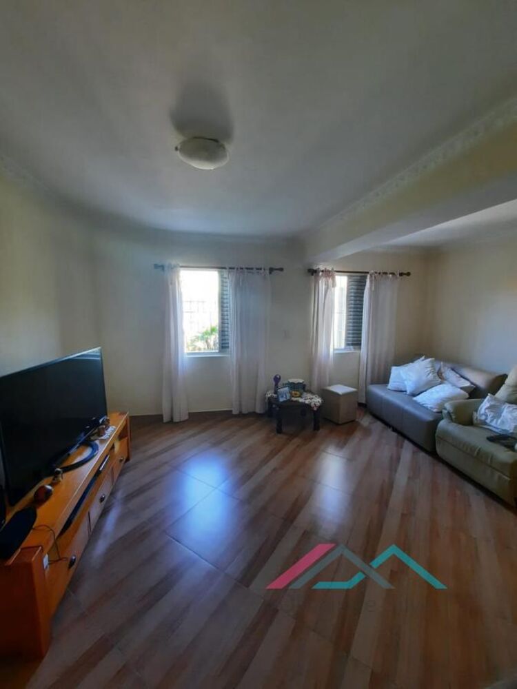 Casa, 3 quartos, 206 m² - Foto 3