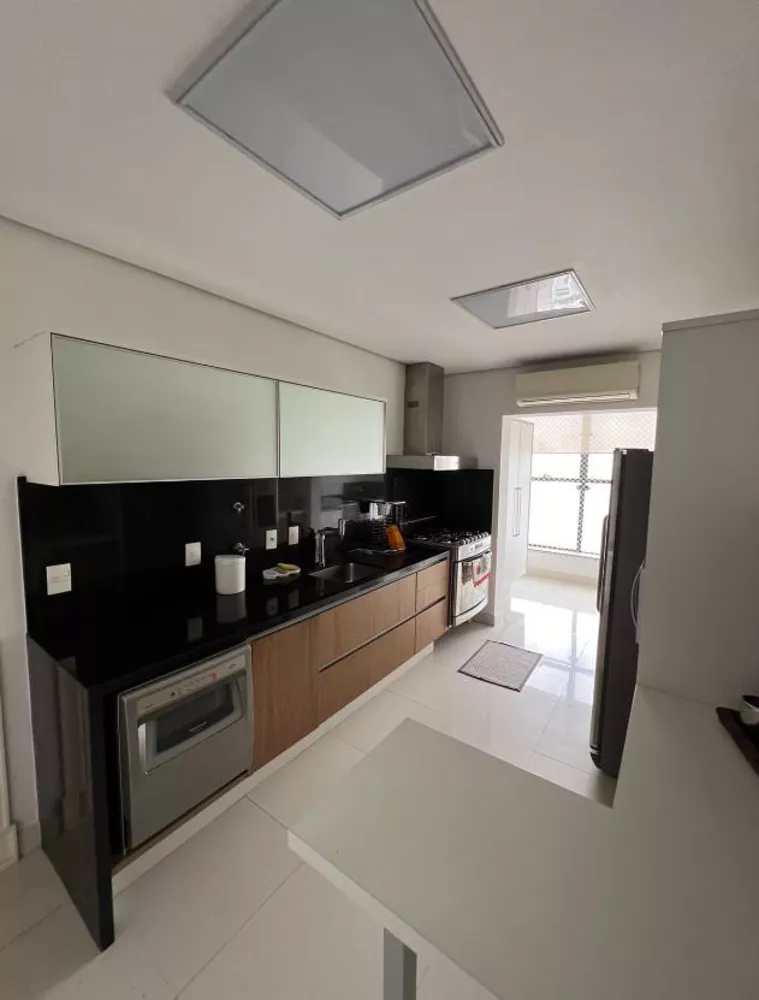 Apartamento à venda com 4 quartos, 303m² - Foto 10