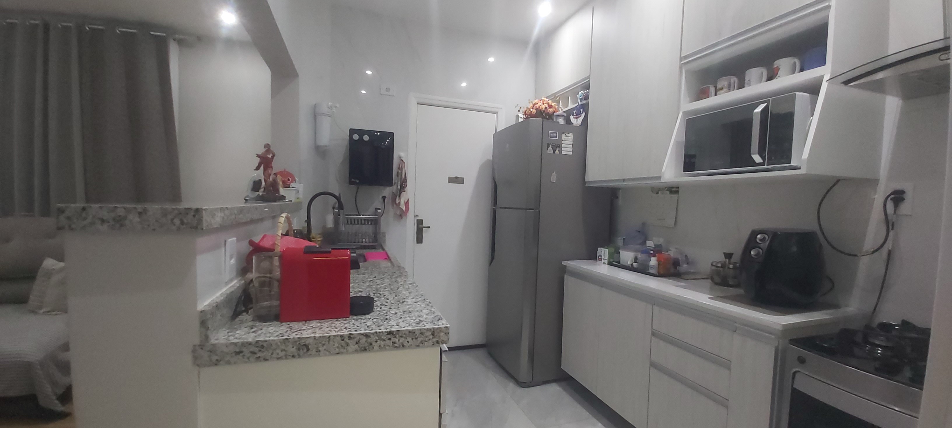 Apartamento à venda com 3 quartos, 100m² - Foto 2