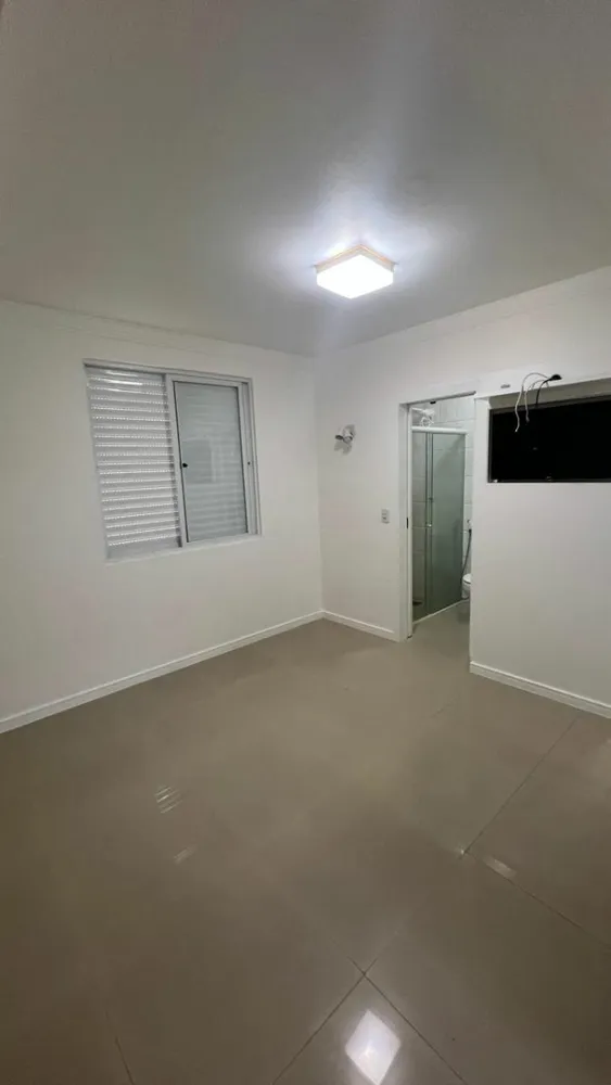 Casa, 3 quartos, 270 m² - Foto 2