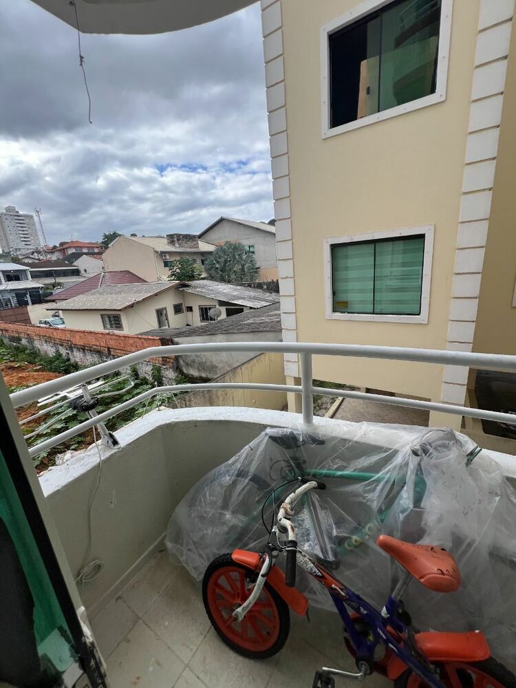 Apartamento à venda com 2 quartos, 72m² - Foto 1