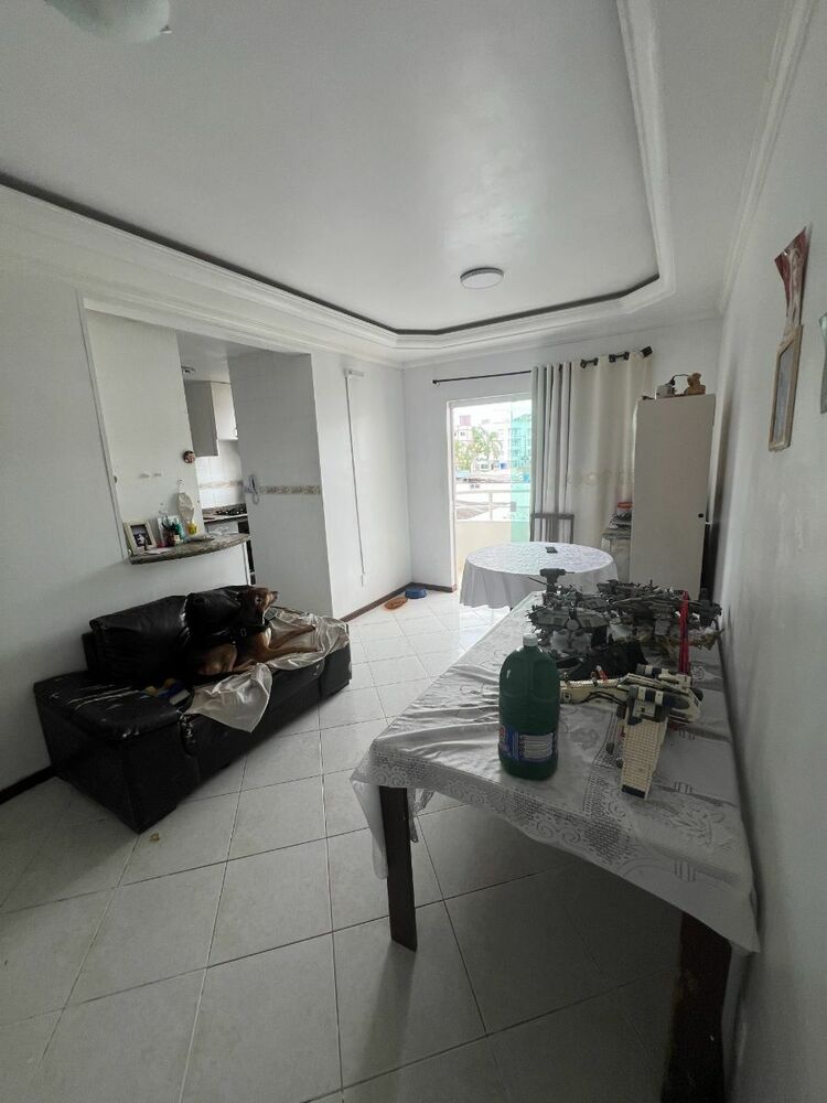 Apartamento à venda com 2 quartos, 72m² - Foto 3