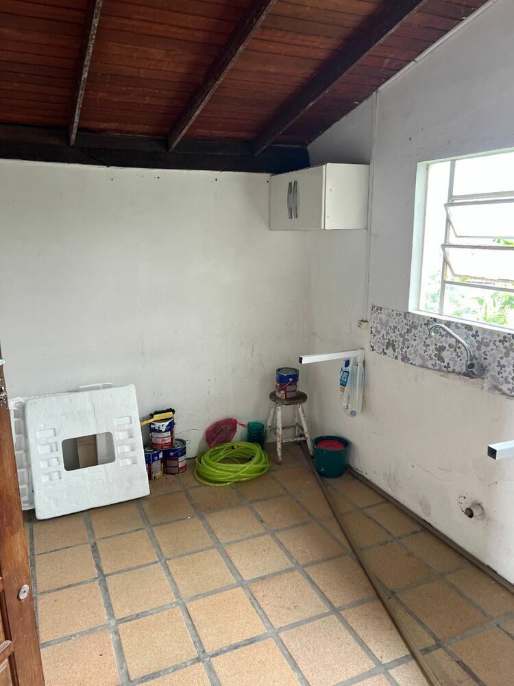 Casa à venda com 3 quartos, 90m² - Foto 11