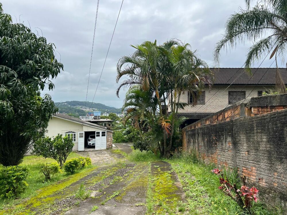 Casa à venda com 3 quartos, 90m² - Foto 19