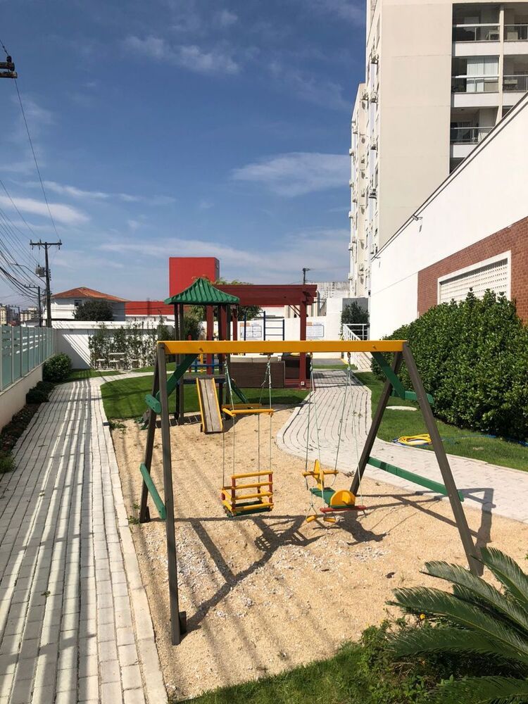 Apartamento à venda com 2 quartos, 67m² - Foto 2