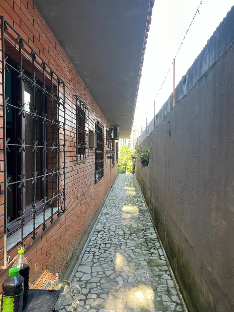 Casa, 4 quartos, 240 m² - Foto 11