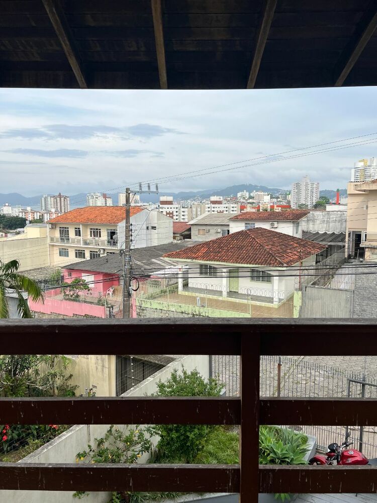 Casa, 4 quartos, 329 m² - Foto 2