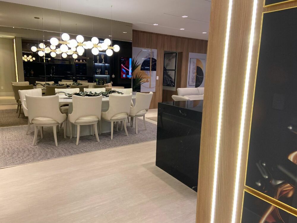 Apartamento, 3 quartos, 147 m² - Foto 1