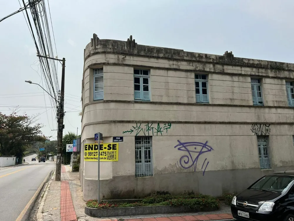 Casa, 3 quartos, 242 m² - Foto 2