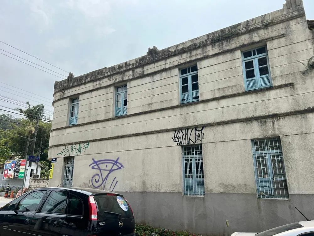 Casa, 3 quartos, 242 m² - Foto 3