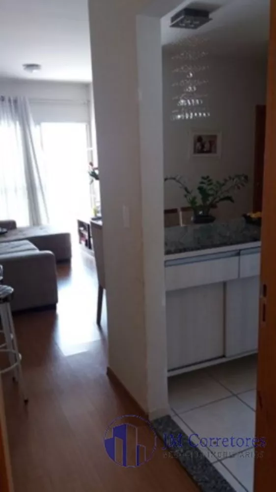 Apartamento à venda com 3 quartos, 73m² - Foto 4