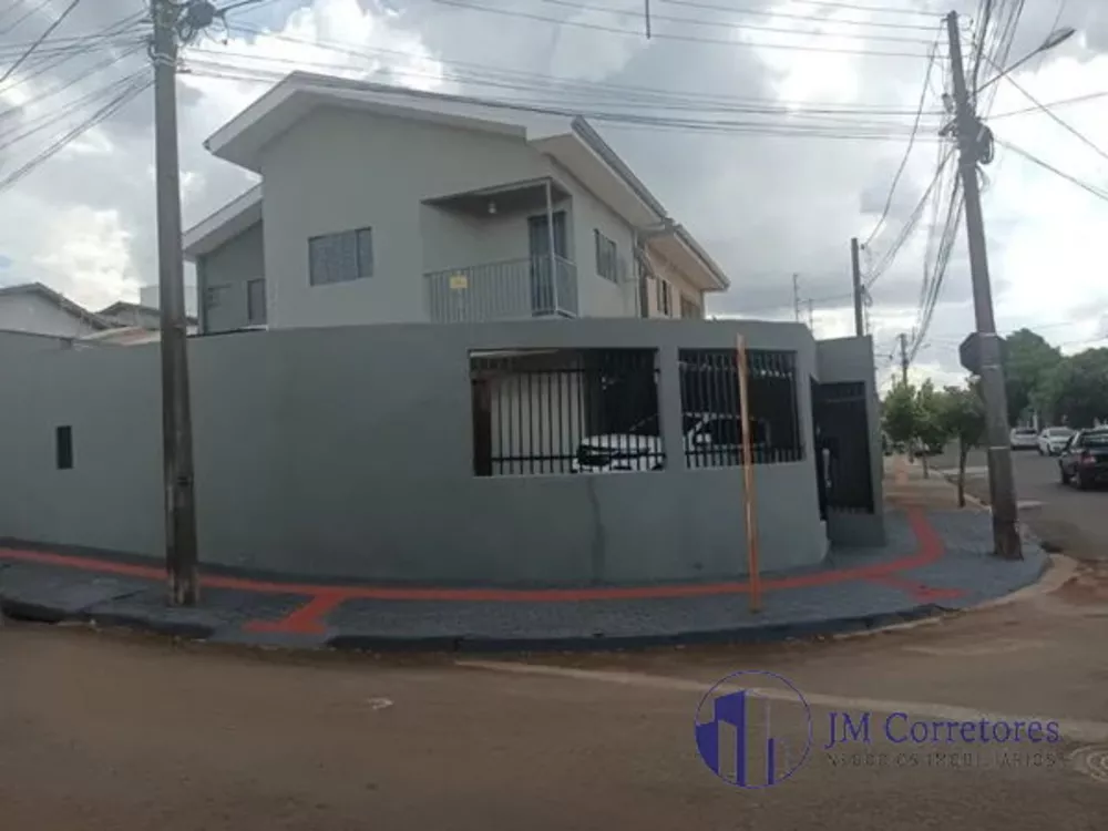 Sobrado à venda com 3 quartos, 101m² - Foto 1