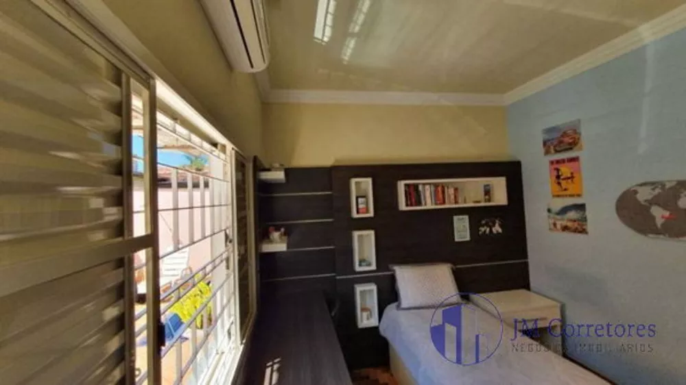 Casa à venda com 5 quartos, 390m² - Foto 25