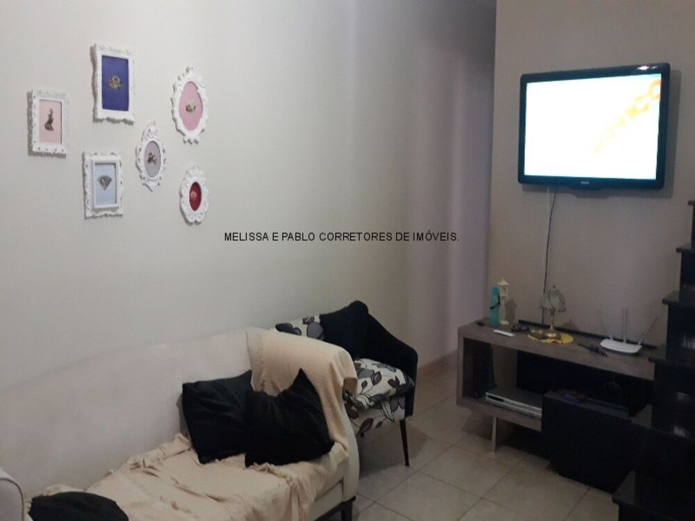 Casa à venda com 3 quartos, 126m² - Foto 4