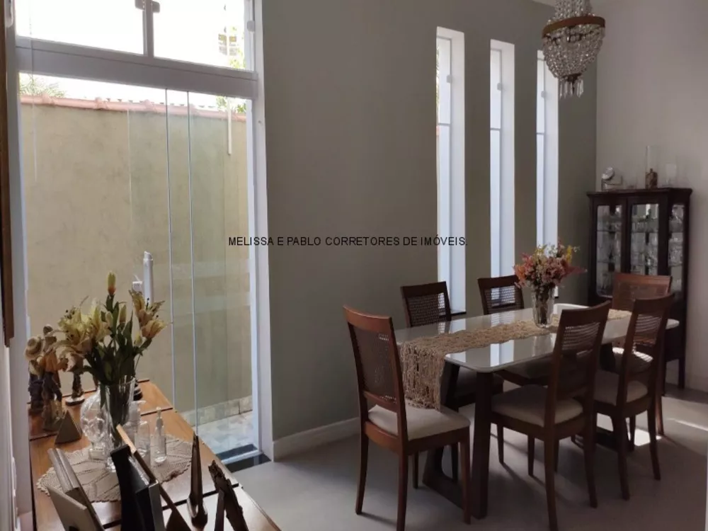 Casa, 3 quartos, 215 m² - Foto 4