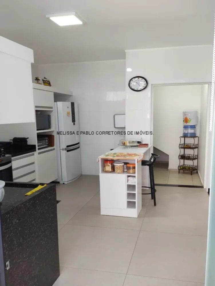 Casa, 3 quartos, 215 m² - Foto 11