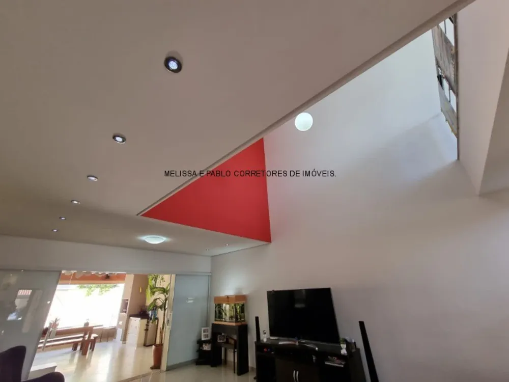 Casa, 3 quartos, 270 m² - Foto 1
