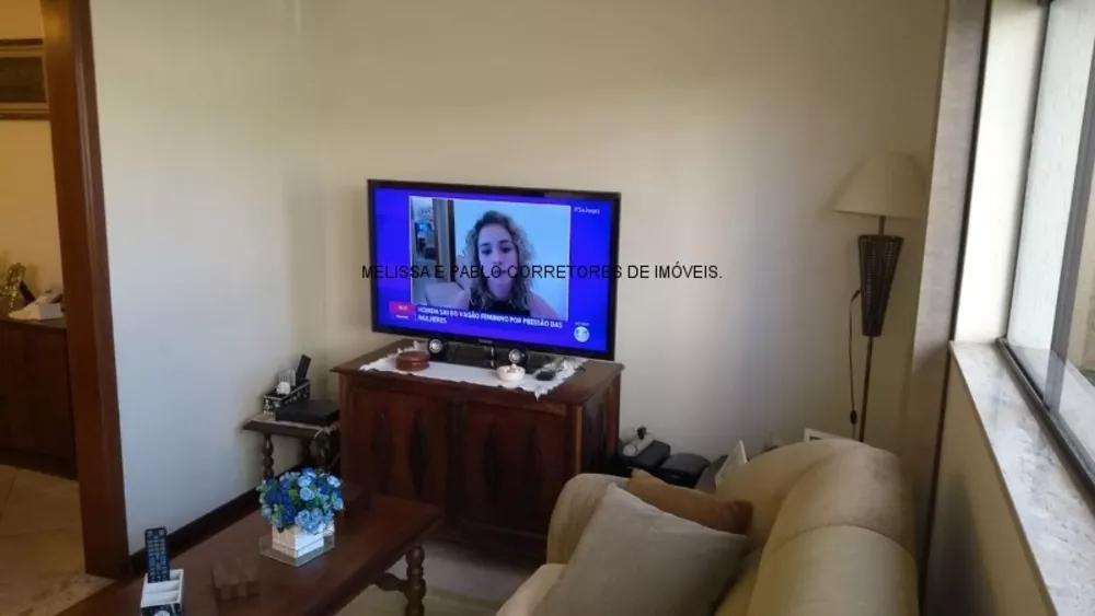 Casa, 3 quartos, 252 m² - Foto 1