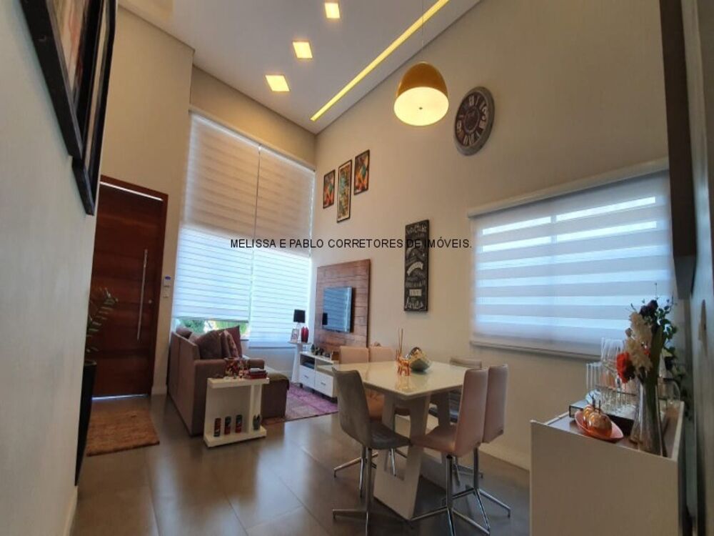 Casa, 3 quartos, 300 m² - Foto 1