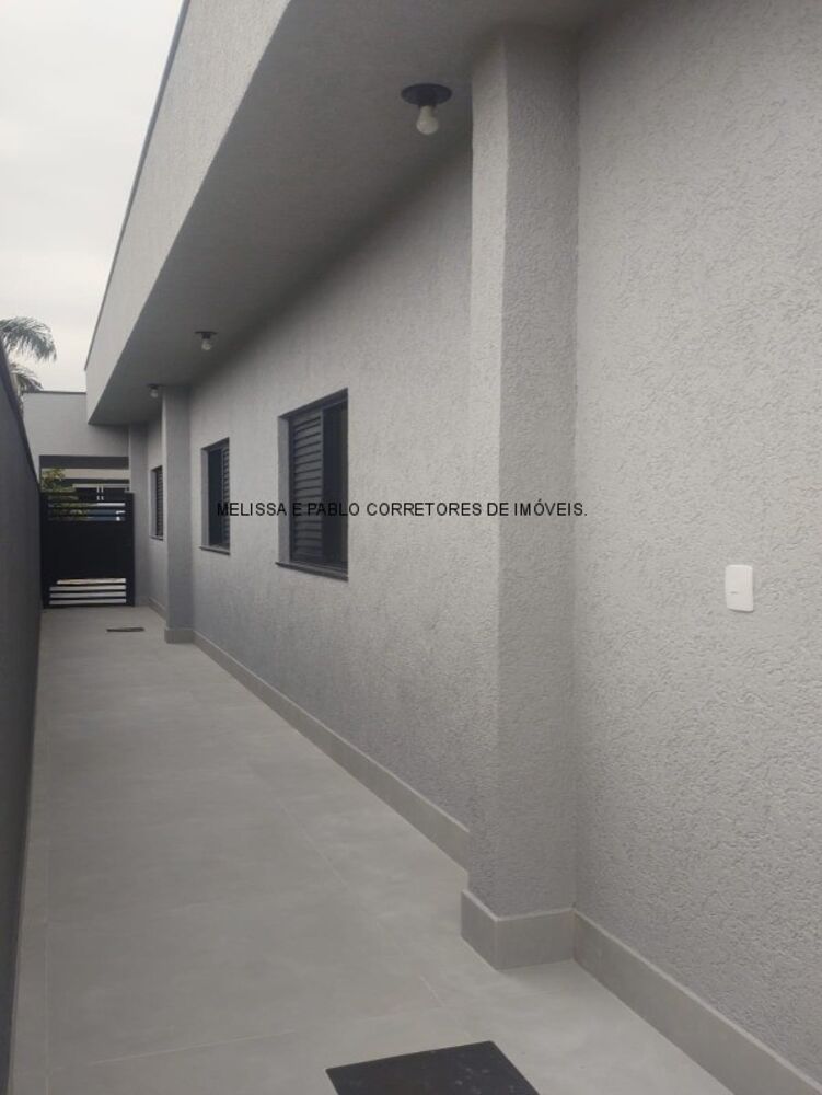 Casa, 3 quartos, 275 m² - Foto 1