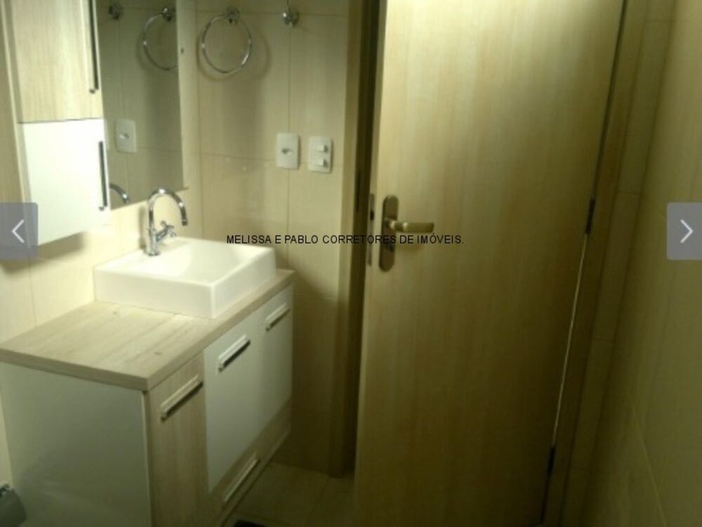 Casa à venda com 2 quartos, 230m² - Foto 9