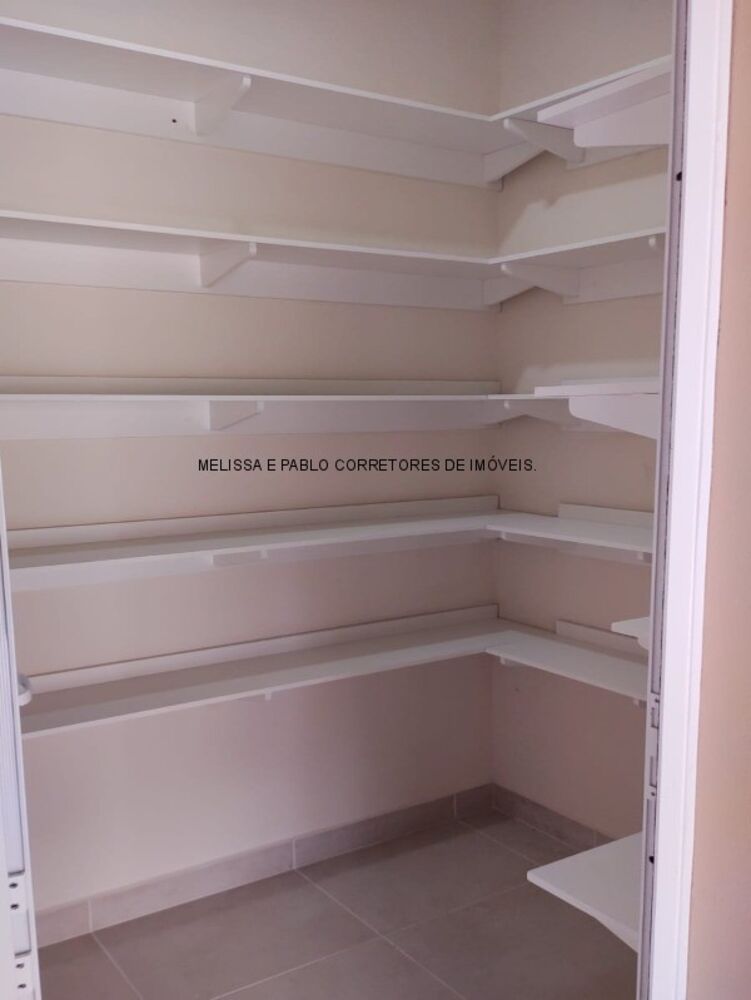 Casa à venda com 3 quartos, 373m² - Foto 7