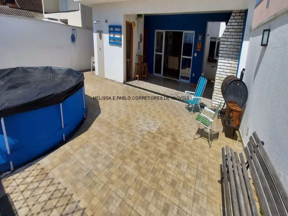 Casa, 303 quartos, 250 m² - Foto 16