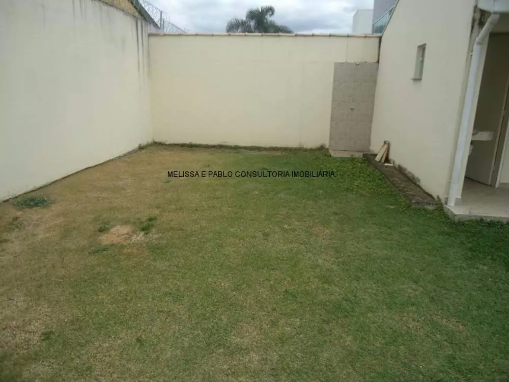 Casa, 3 quartos, 220 m² - Foto 1