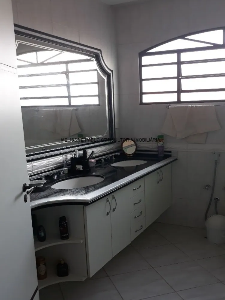 Casa, 5 quartos, 310 m² - Foto 1