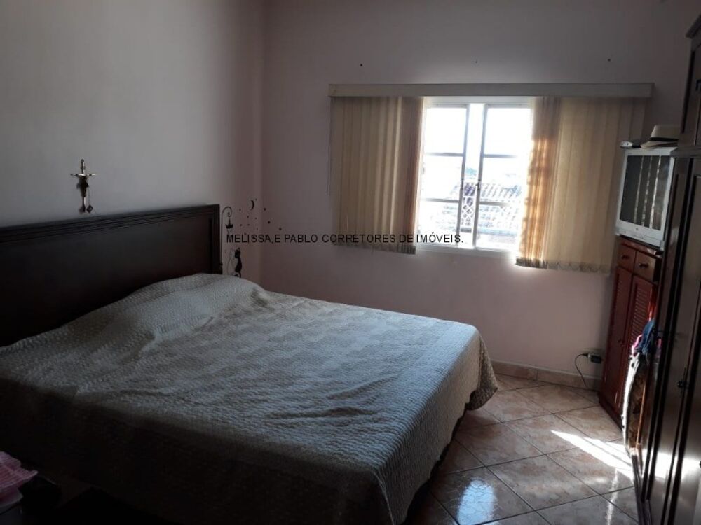 Casa, 3 quartos, 250 m² - Foto 11
