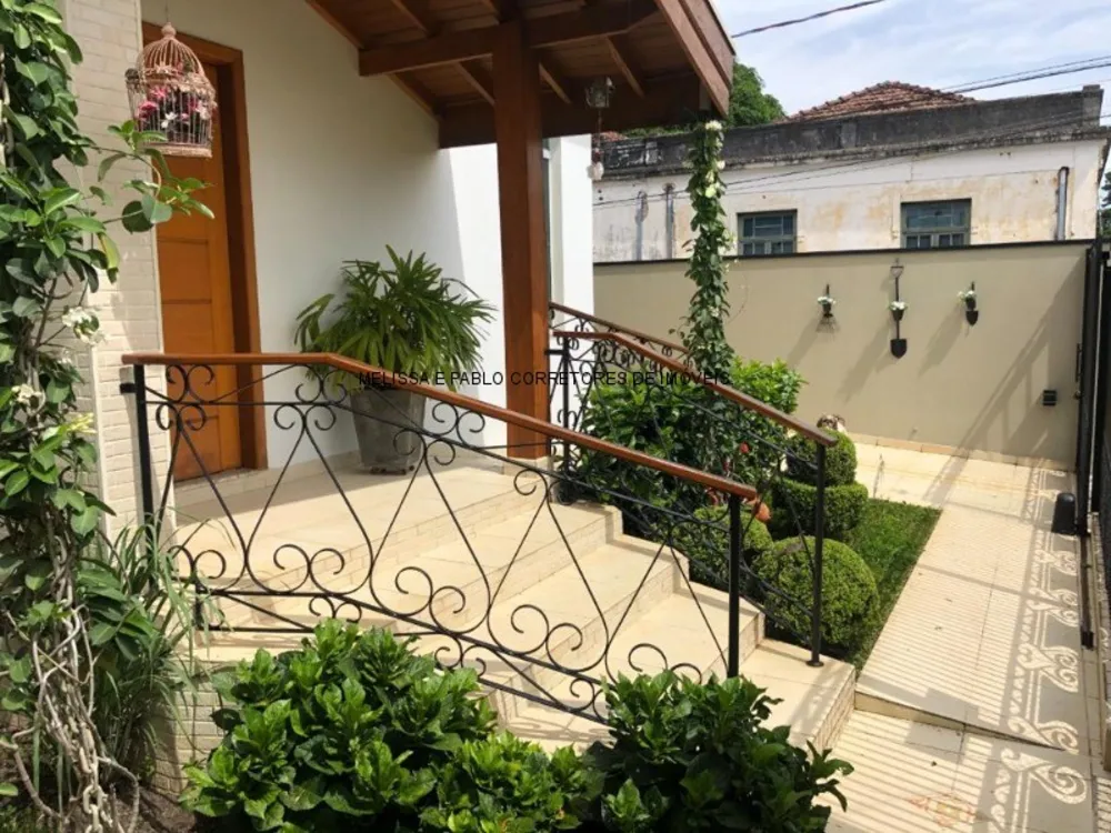 Casa, 5 quartos, 209 m² - Foto 1