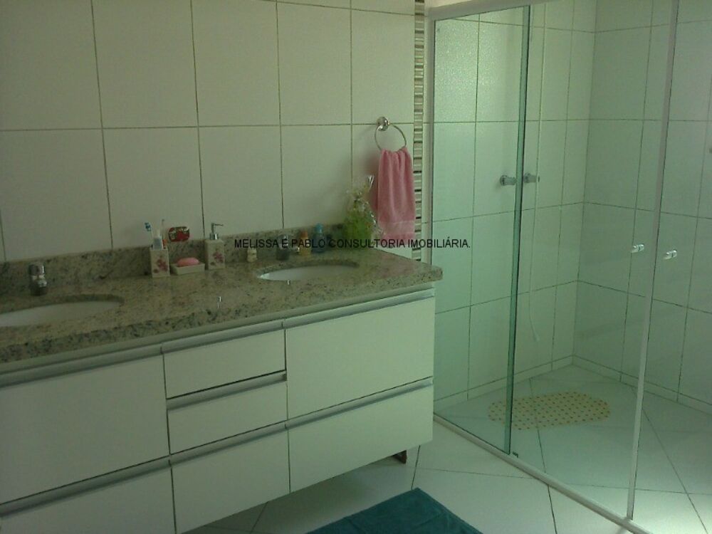 Casa, 4 quartos, 210 m² - Foto 2
