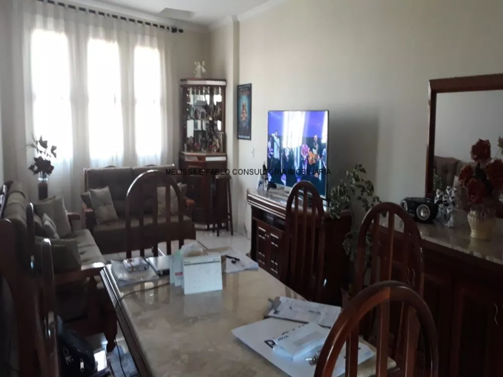 Casa, 4 quartos, 230 m² - Foto 3