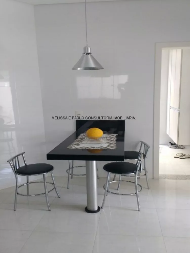 Casa, 5 quartos, 180 m² - Foto 2