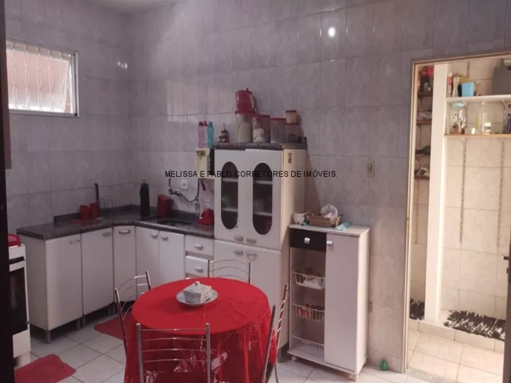 Casa, 3 quartos, 220 m² - Foto 3