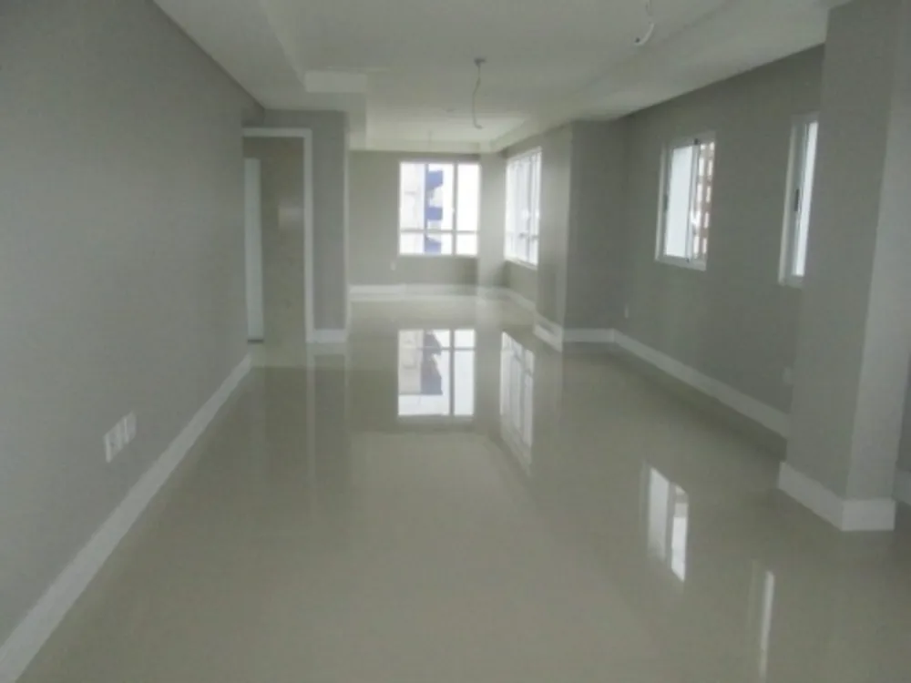 Apartamento, 3 quartos, 136 m² - Foto 1
