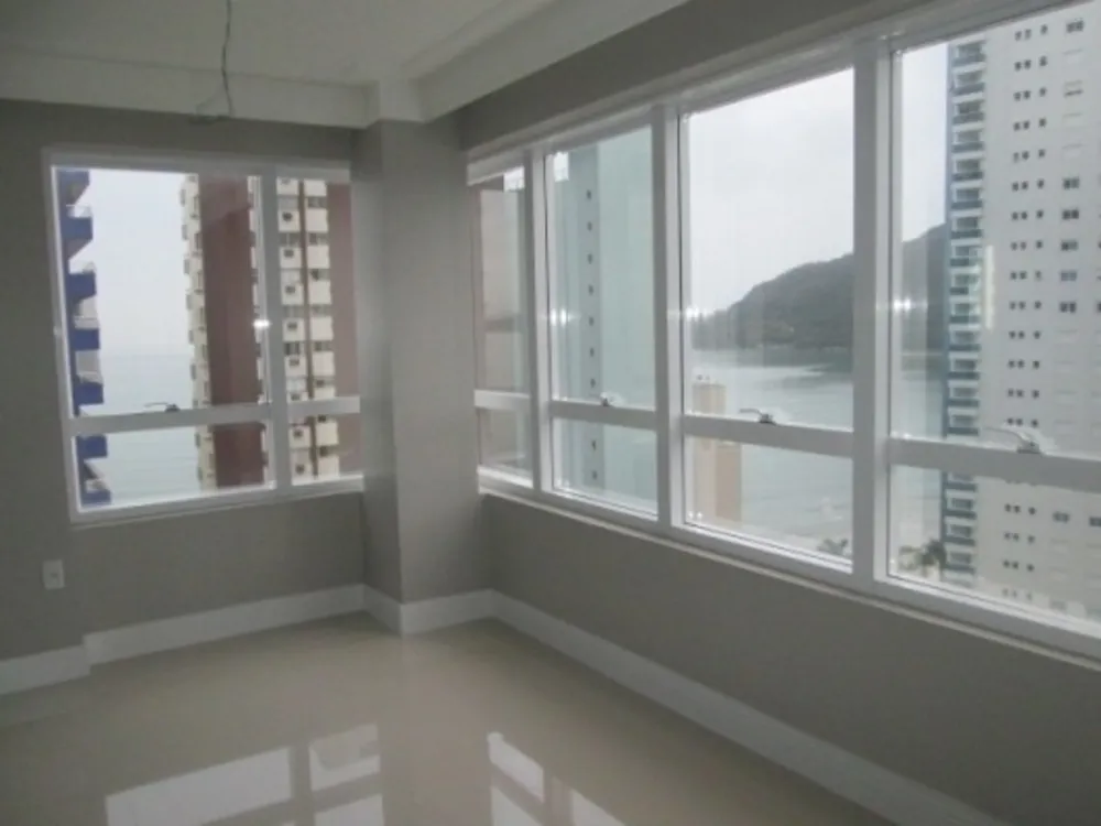Apartamento, 3 quartos, 136 m² - Foto 2