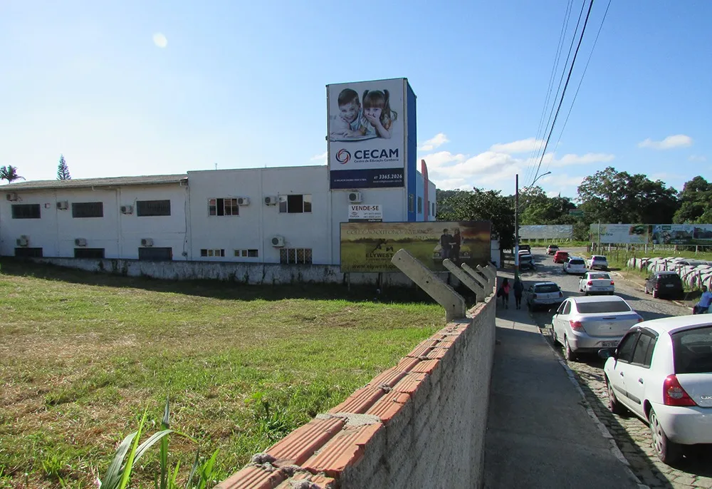 Loteamento e Condomínio, 1255 m² - Foto 1