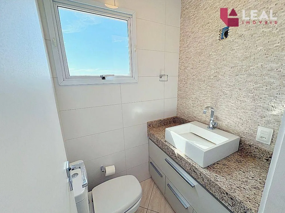 Apartamento, 3 quartos, 132 m² - Foto 2