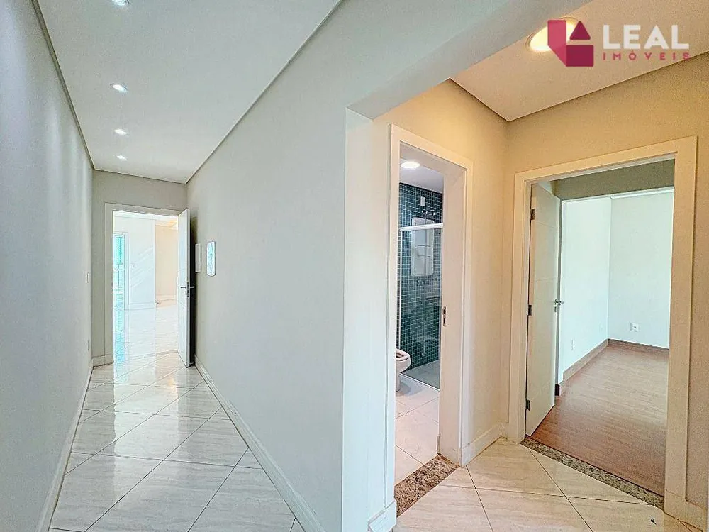 Apartamento, 3 quartos, 132 m² - Foto 4