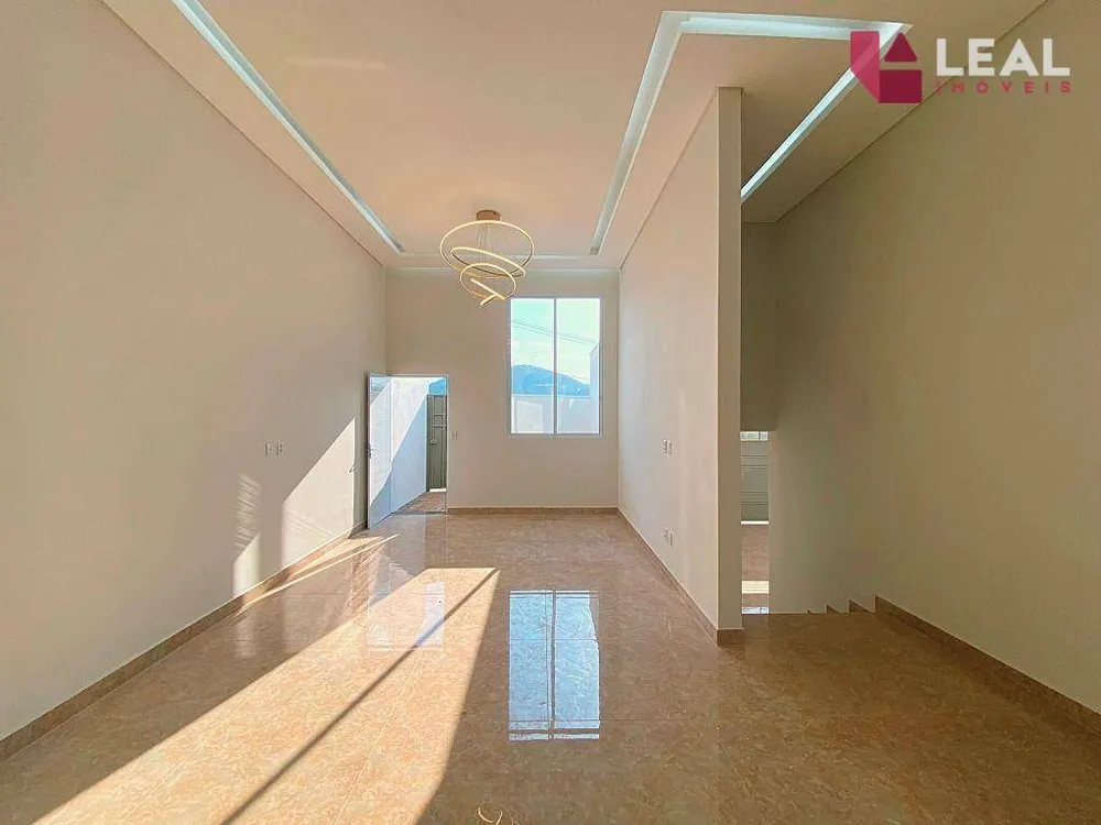 Casa, 3 quartos, 155 m² - Foto 1