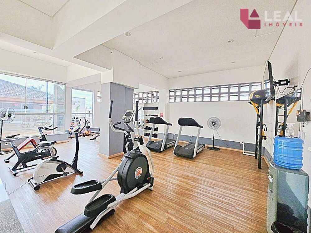 Apartamento para alugar com 3 quartos, 107m² - Foto 3