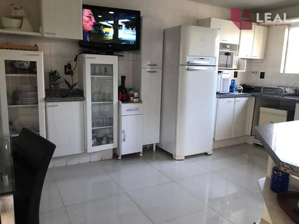 Casa, 4 quartos, 390 m² - Foto 5