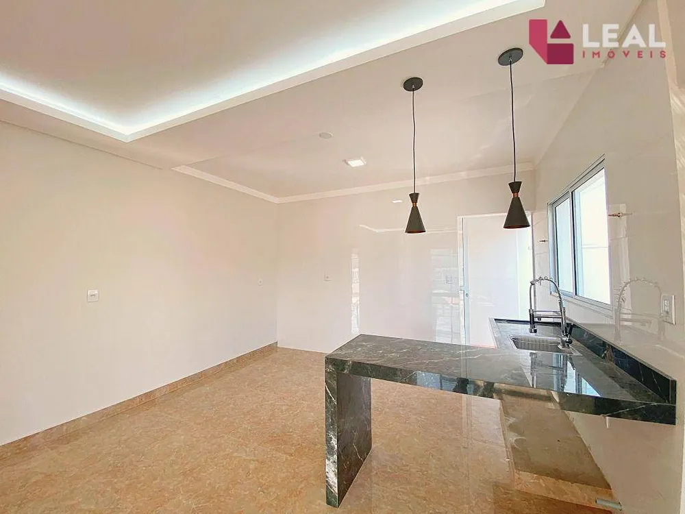 Casa, 3 quartos, 176 m² - Foto 4
