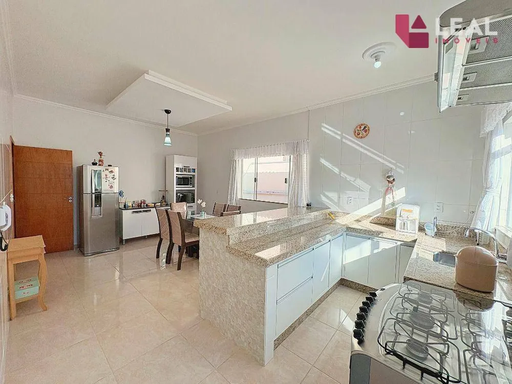 Casa, 2 quartos, 170 m² - Foto 8