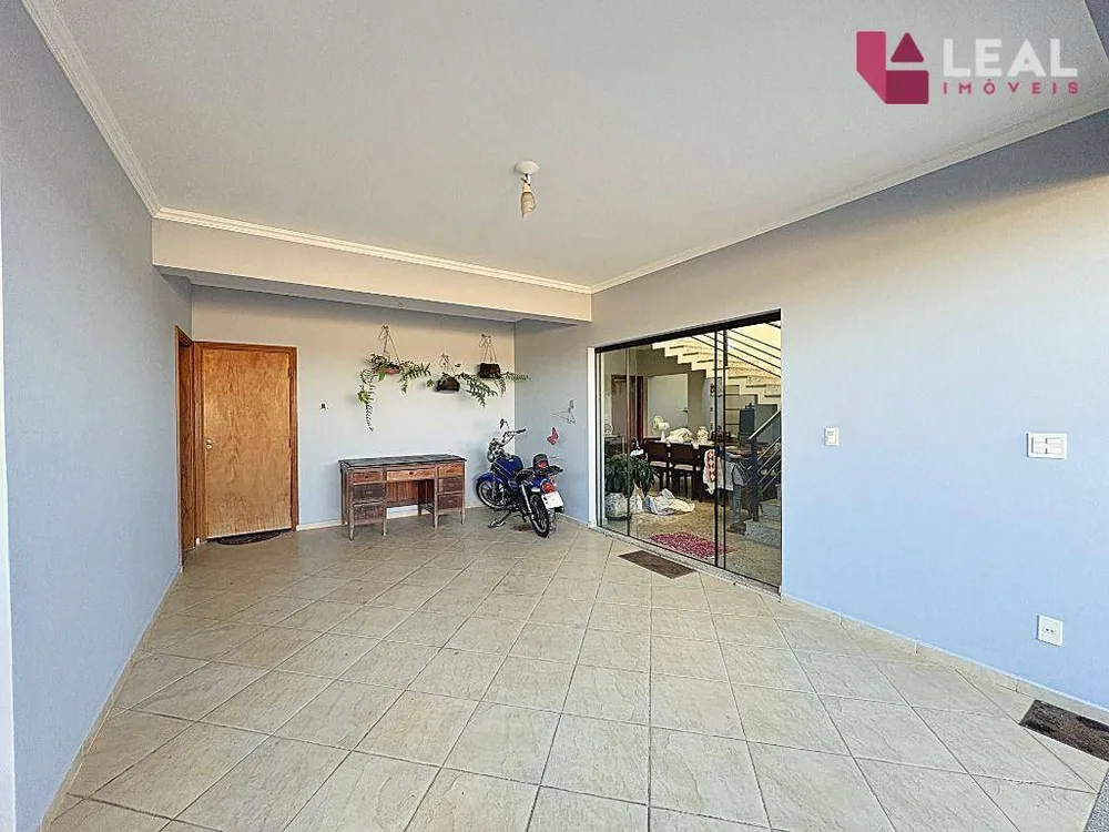 Casa, 4 quartos, 310 m² - Foto 10