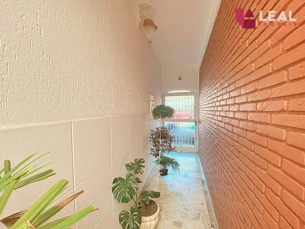 Casa, 3 quartos, 303 m² - Foto 2